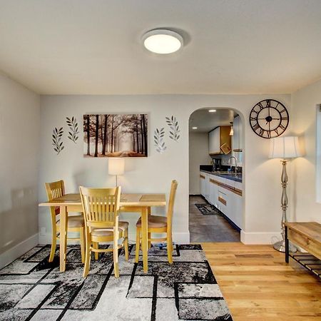 Little Blue Bungalow On Boise'S Bench, Pet Friendly, Fully Fenced Yard With Doggie Door! 2 Miles From Bsu, 5 Minutes From Downtown Boise, Desk And Workstation For Remote Workers, 2 Tv'S Large Walk-In Closet, Good For Mid-Term Stays Exterior foto