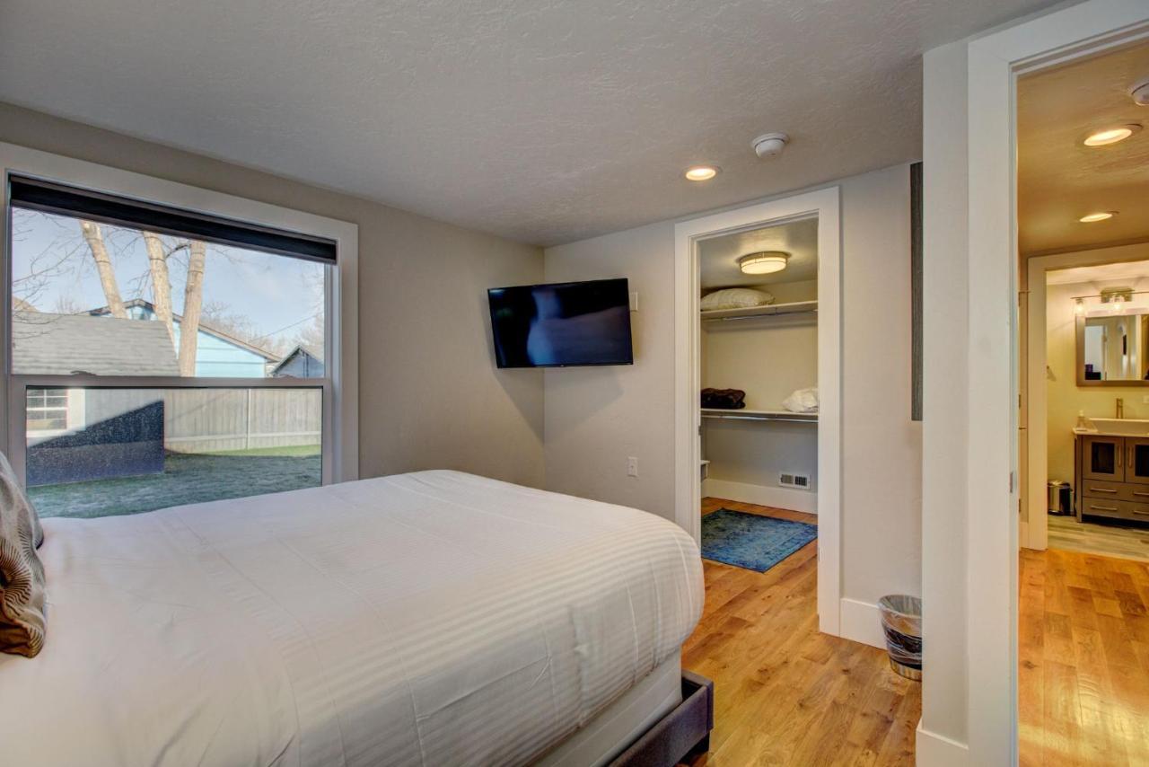 Little Blue Bungalow On Boise'S Bench, Pet Friendly, Fully Fenced Yard With Doggie Door! 2 Miles From Bsu, 5 Minutes From Downtown Boise, Desk And Workstation For Remote Workers, 2 Tv'S Large Walk-In Closet, Good For Mid-Term Stays Exterior foto